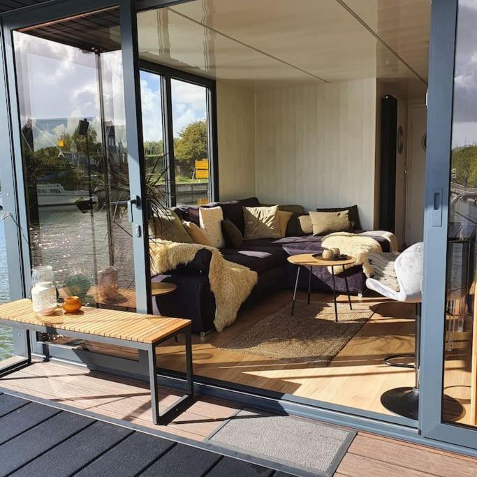 Modern, Brand New Houseboat Near Amsterdam Monnickendam Exterior foto