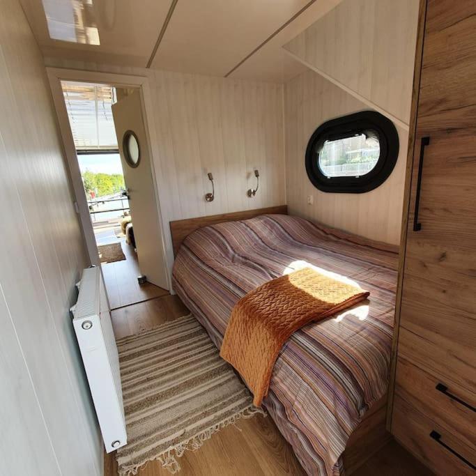 Modern, Brand New Houseboat Near Amsterdam Monnickendam Exterior foto